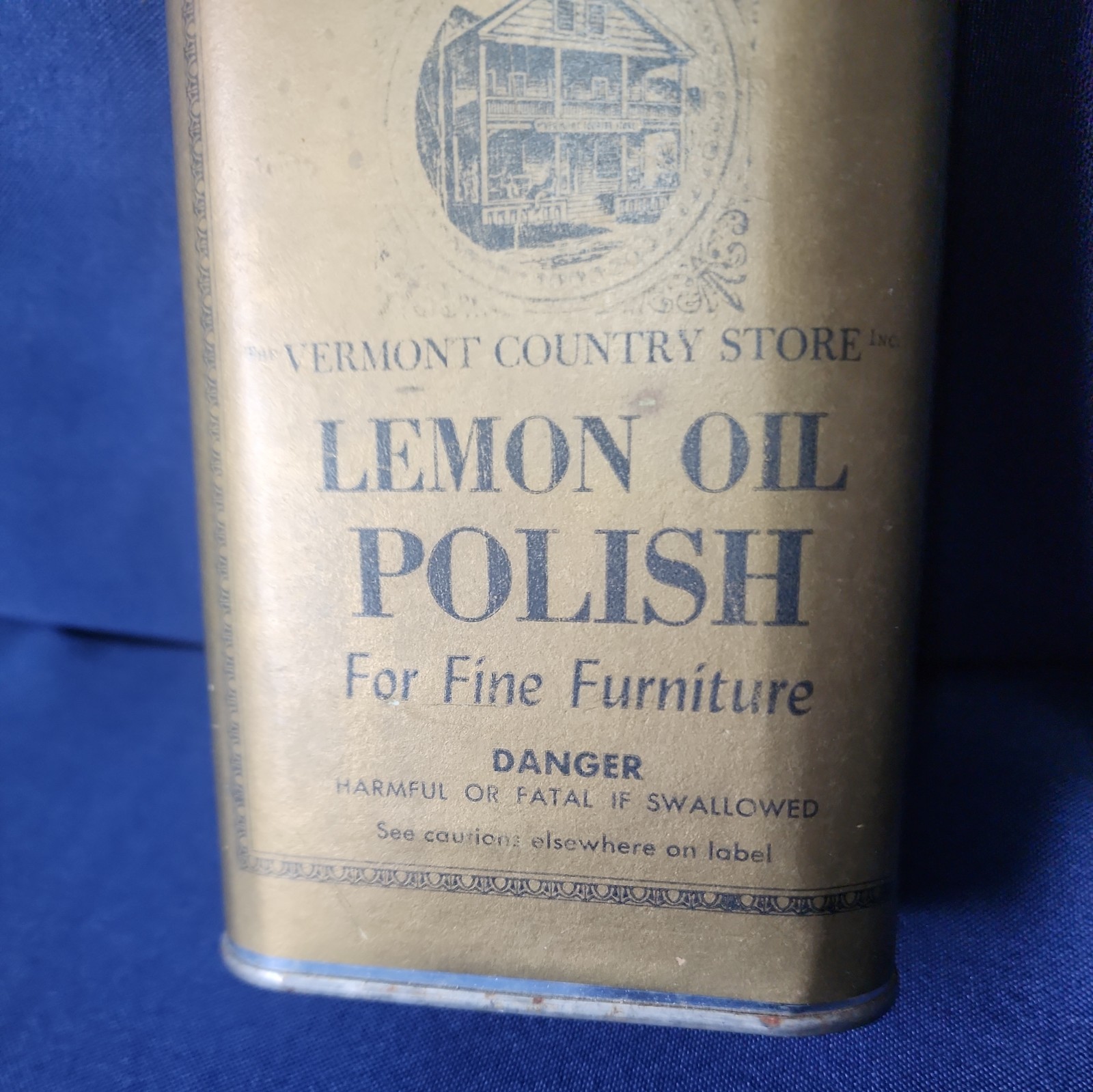 The Vermont Country Store Lemon Oil Polish Cleans Renews Wood Surfaces 16 fl oz