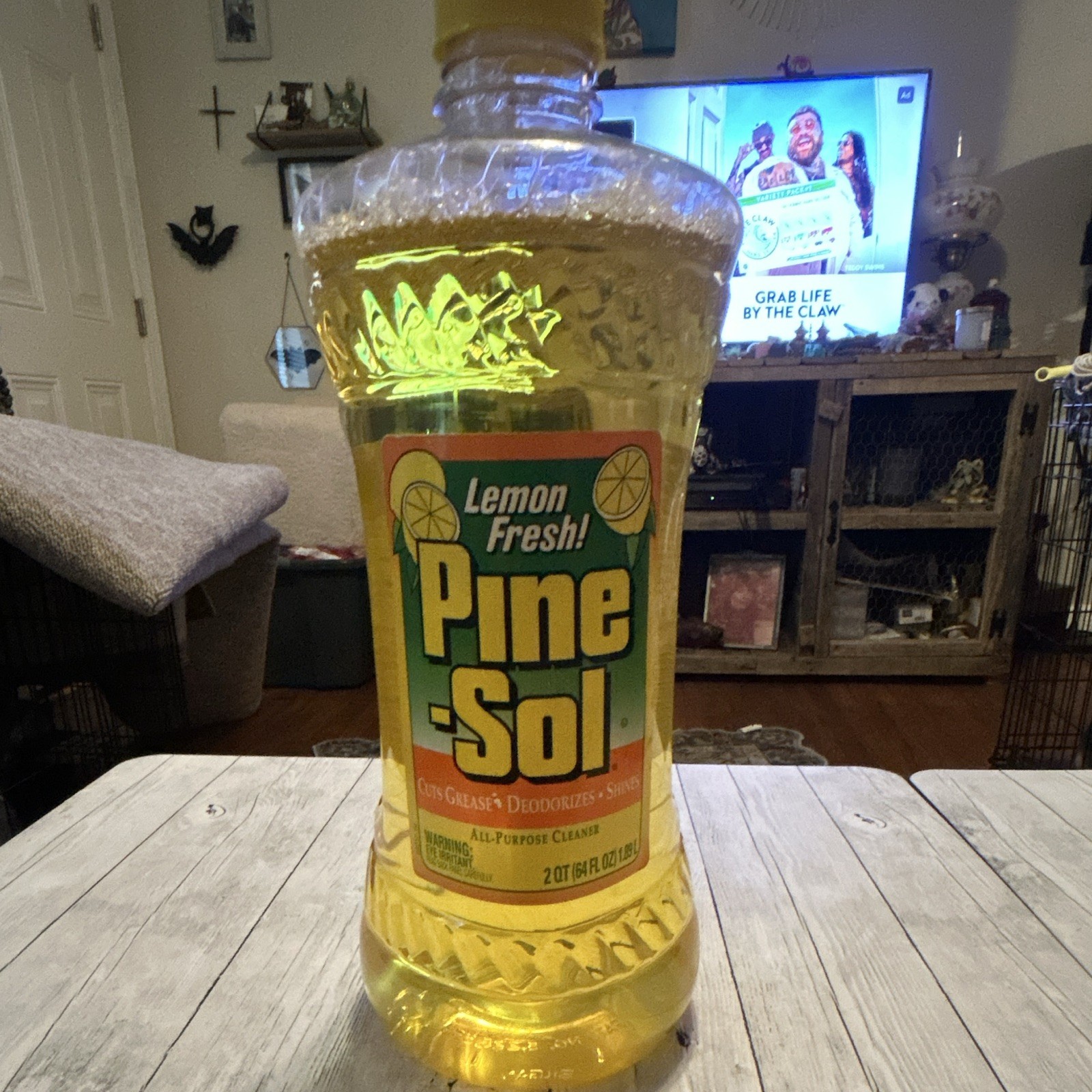 Pine-Sol Lemon Fresh All-Purpose Cleaner Liquid Cuts Grease 64 fl oz 1 Pack