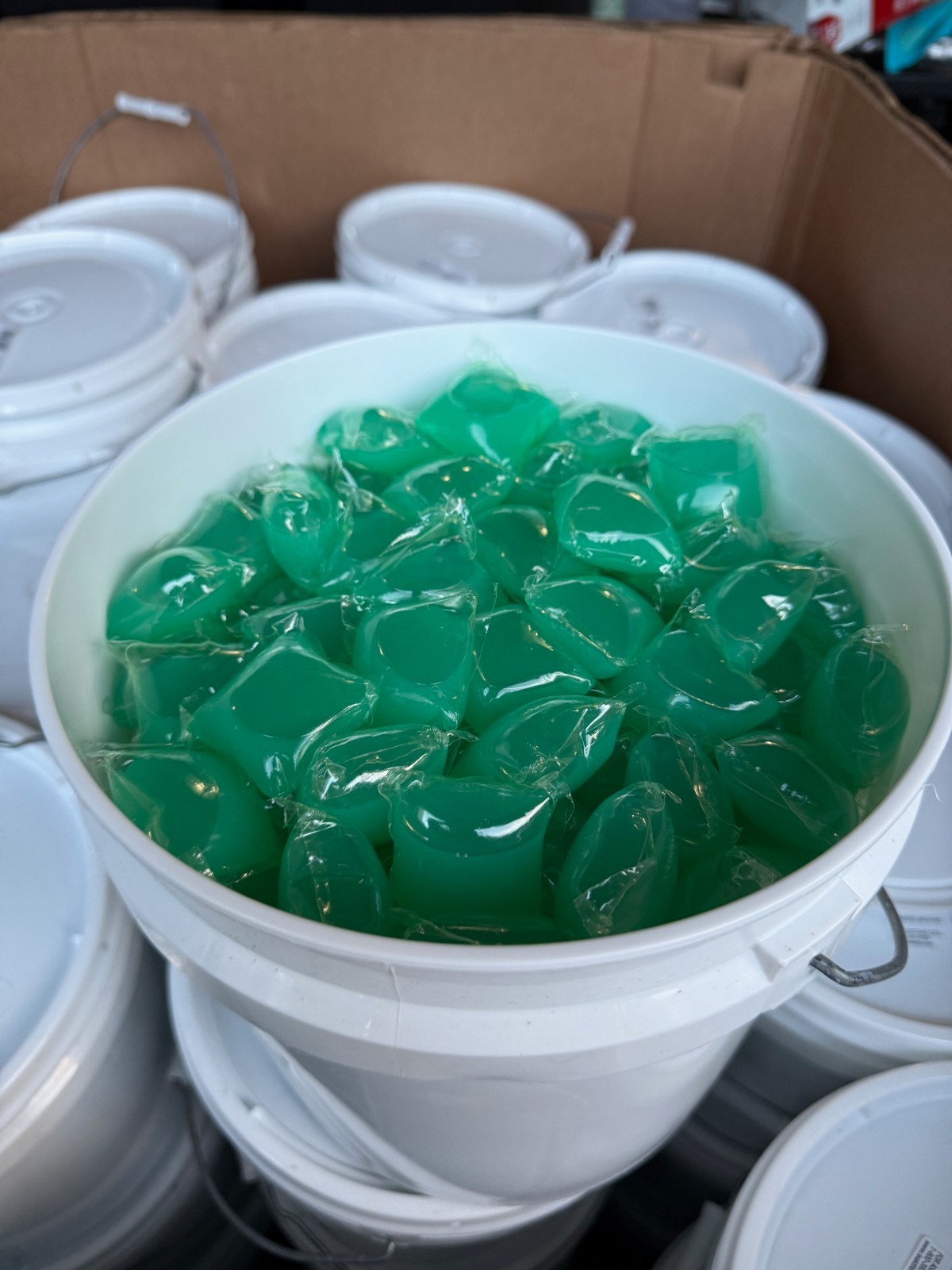Bulk bag of gain Detergent Laundry pods/pacs approx 200 ct