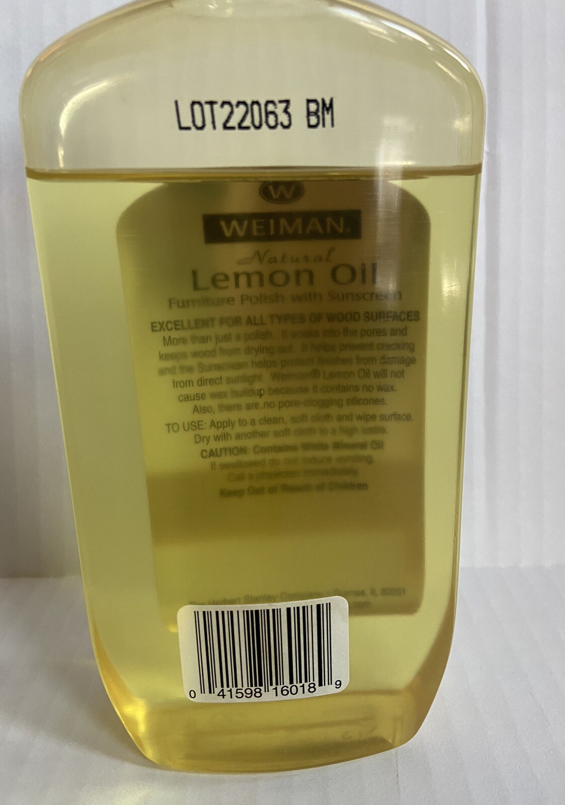 Weiman Lemon Oil Furniture Wood Polish with UV15 Sunscreen 16 Oz Bottle 90% Full