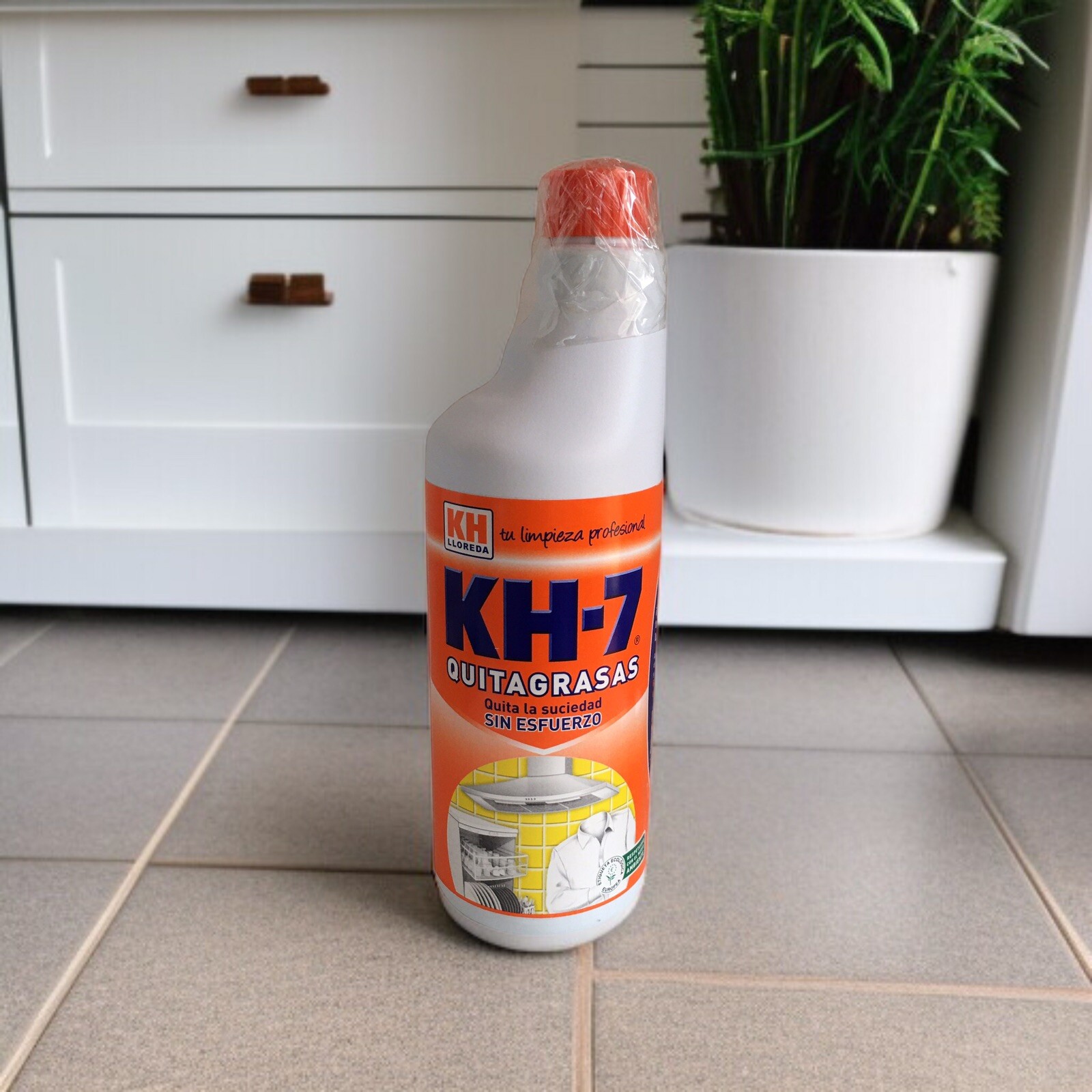 KH Lloreda KH-7 Concentrated Degreaser, Professional-grade, Spanish Import 750mL