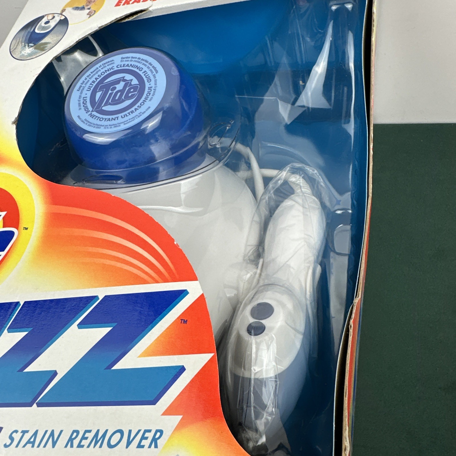 NEW BLACK+DECKER Tide Buzz Ultrasonic Stain Remover +NEW Refill Pack Bottle Pads