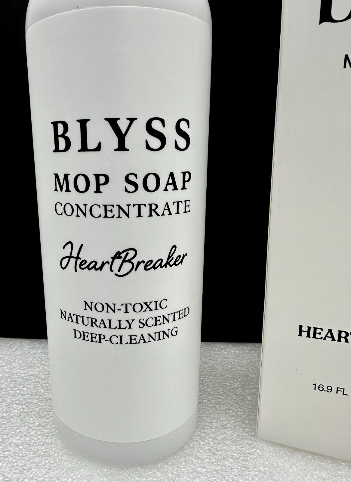 Blyss Mop cleaning Soap Non Toxic Concentrate HeartBreaker 16.9 fl oz BB: 2028