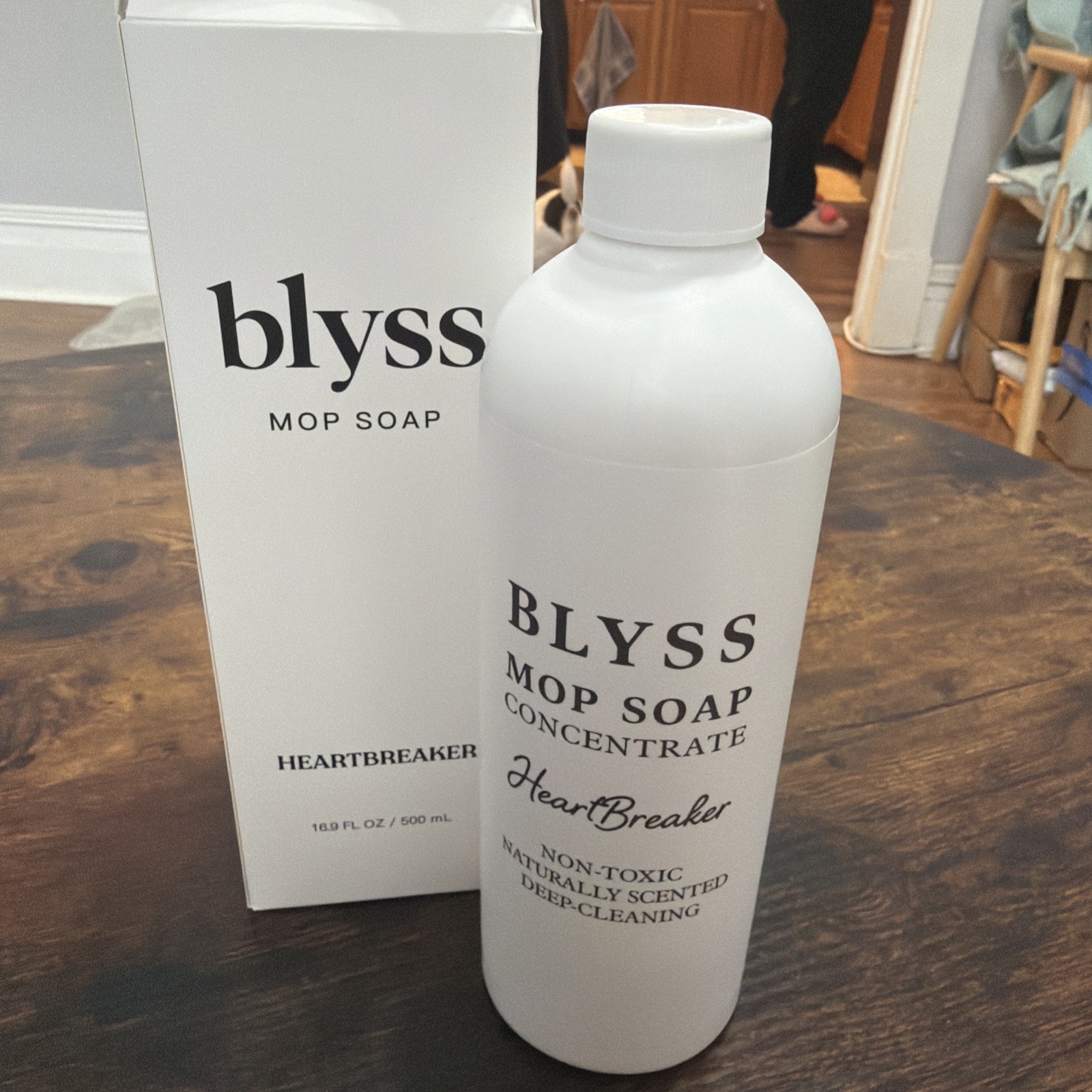 Blyss Mop Soap Heartbreaker 16.9 Fluid Oz/ 500ml exp. date 2028