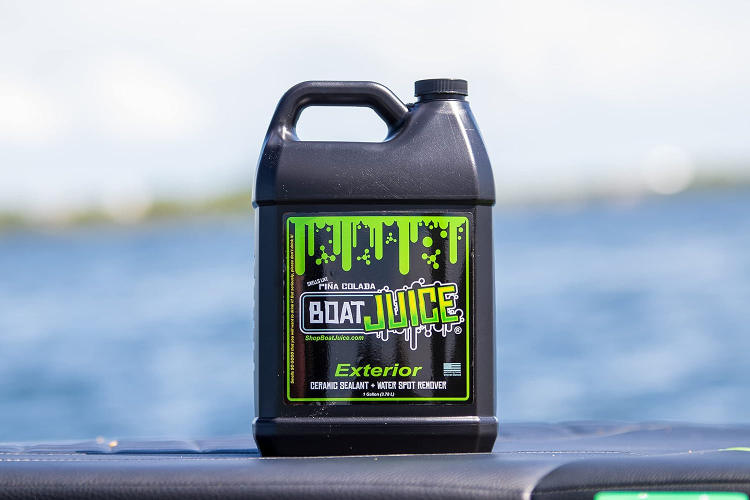 2In1 Exterior Boat Cleaner & Protectant | Water Spot Remover with Sio2 Ceramic S
