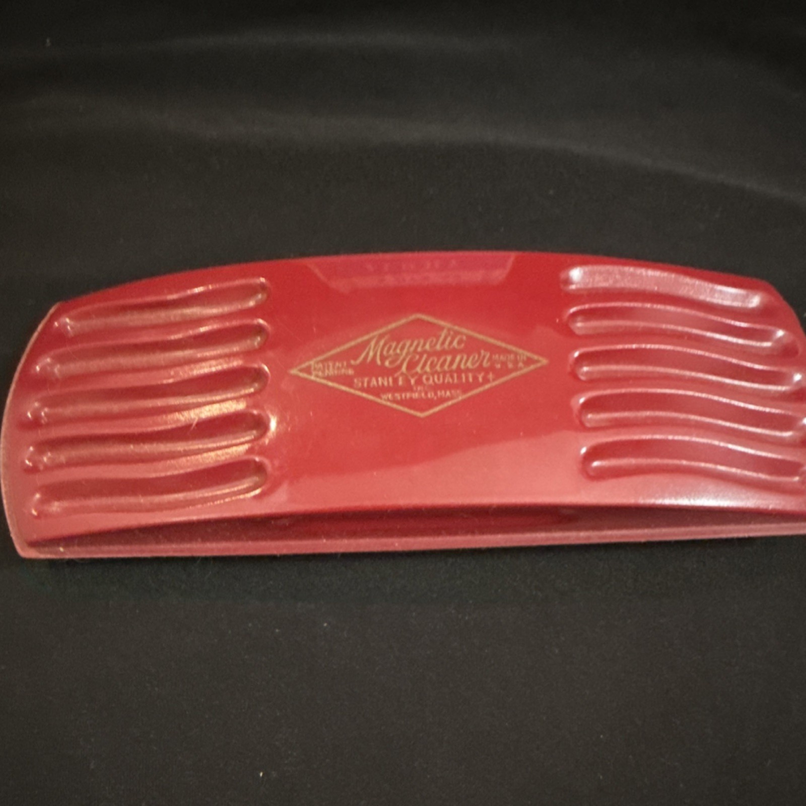 Stanley Magnetic Cleaner No. 24 Red Black Pad for Appliance Speciality Tool
