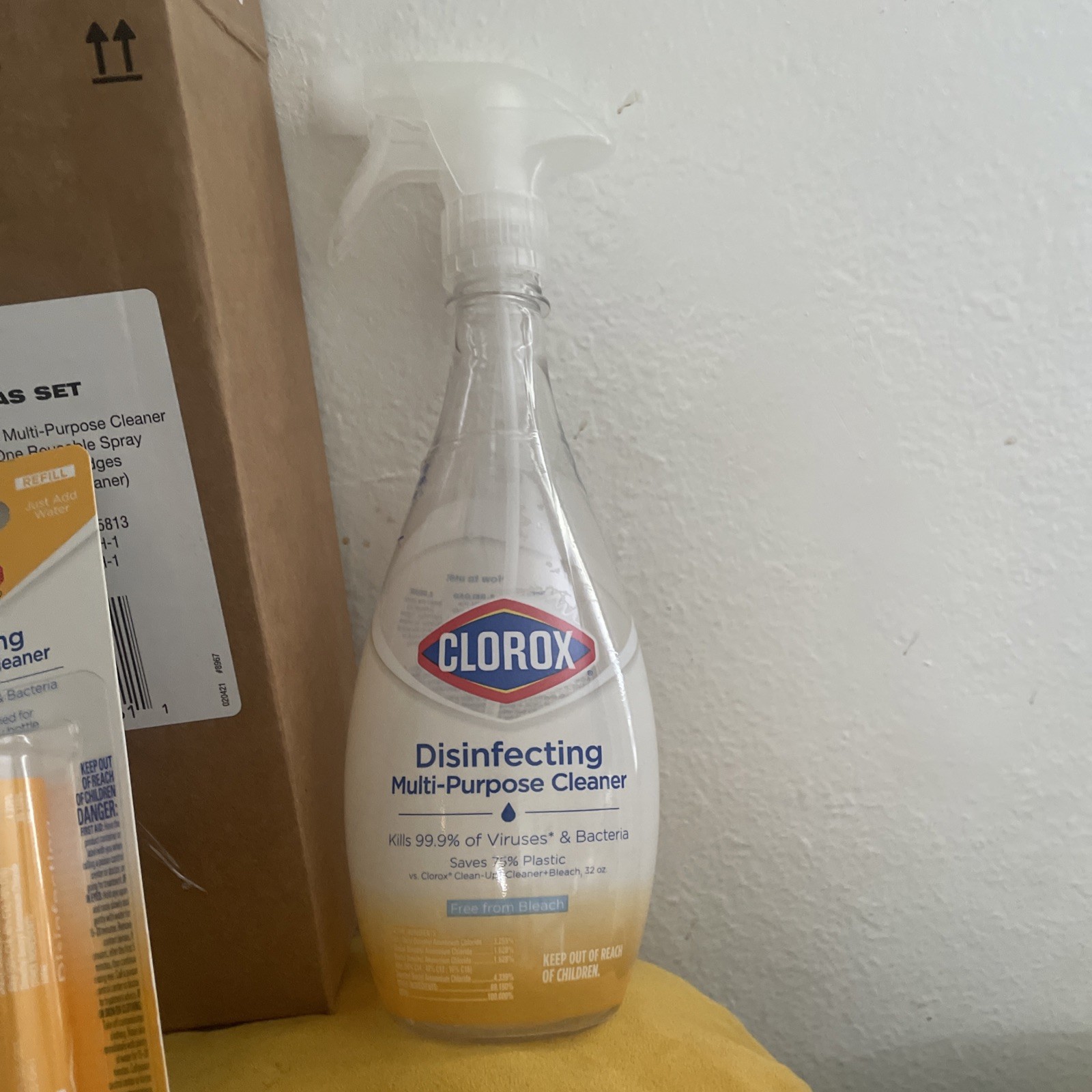NEW Clorox Multi-Purpose Cleaning Kit With Refill Cartridges