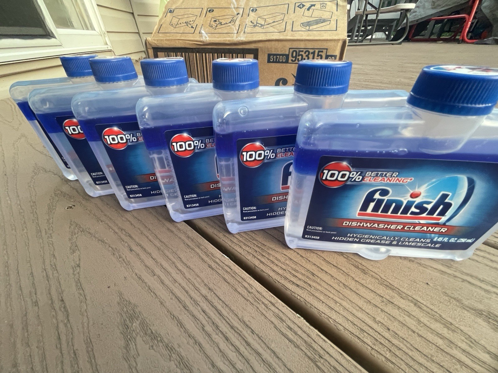 case of 6: Finish dual action Dishwasher Cleaner Fight Grease & Limescale 8.45oz