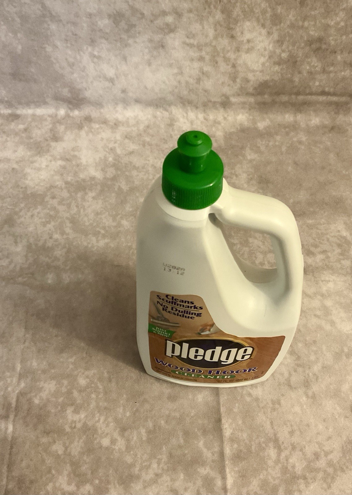 VINTAGE PLEDGE WOOD FLOOR CLEANER 32 FL OZ SC JOHNSON 1998