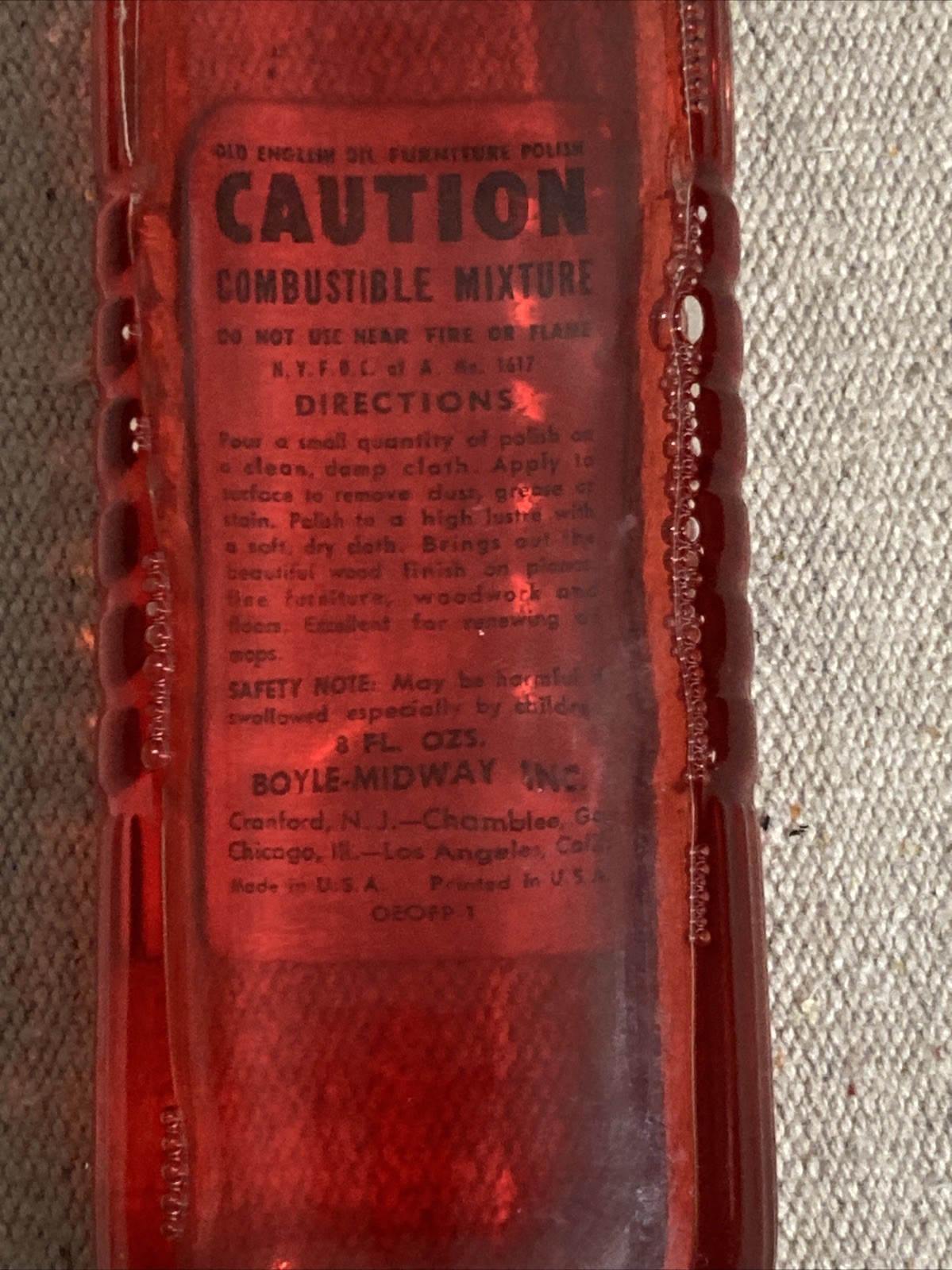 Vintage Old English Red Oil Furniture Polish 8oz Glass Bottle Metal Cap 80% Full