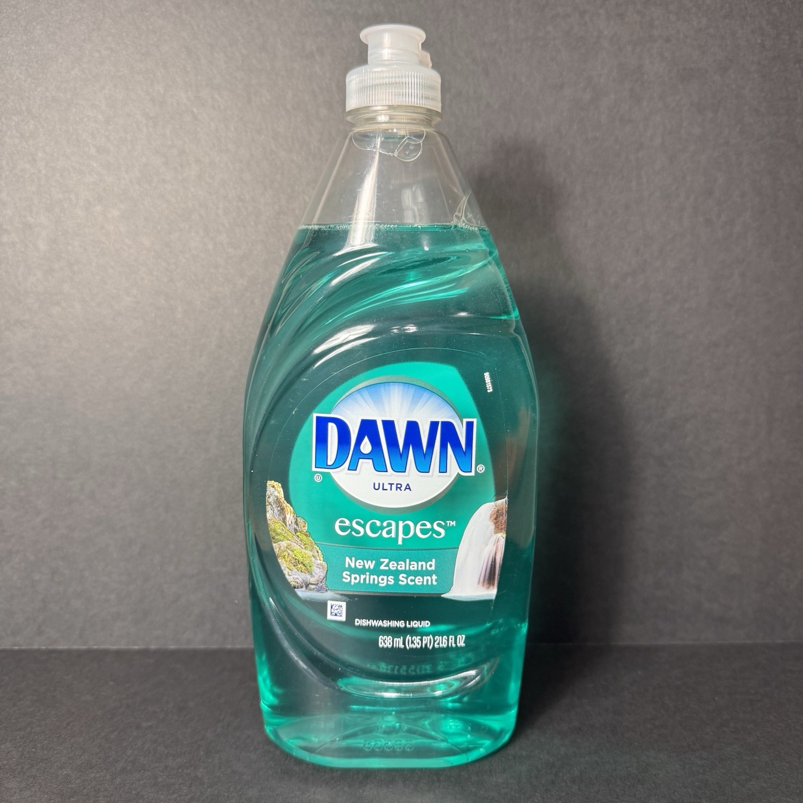 Dawn Ultra Escapes New Zealand Springs Scent RARE Dish Soap 21.6 fl oz