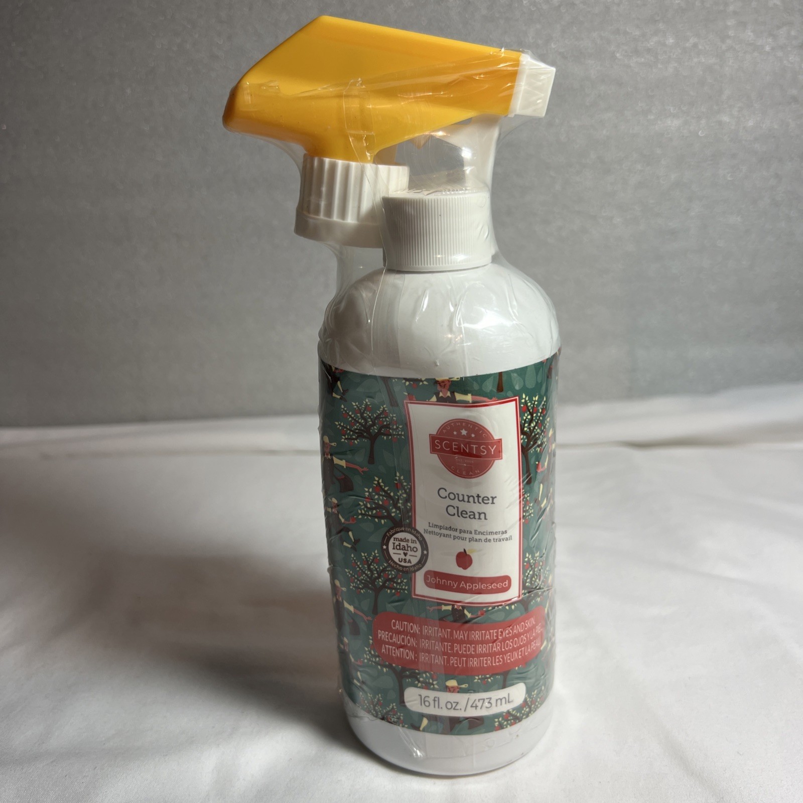 Scentsy Counter Clean Johnny Appleseed Scent 16 fl. oz. Cleaner Retired NEW