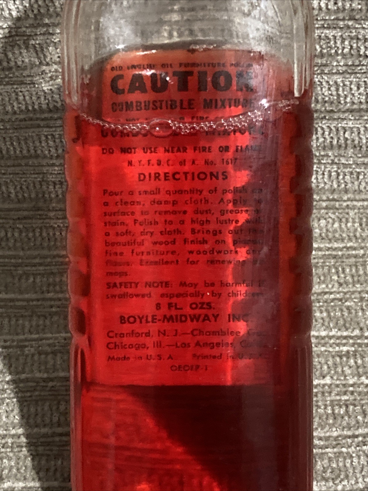Vintage Old English Red Oil Furniture Polish 8oz Glass Bottle Metal Cap 80% Full