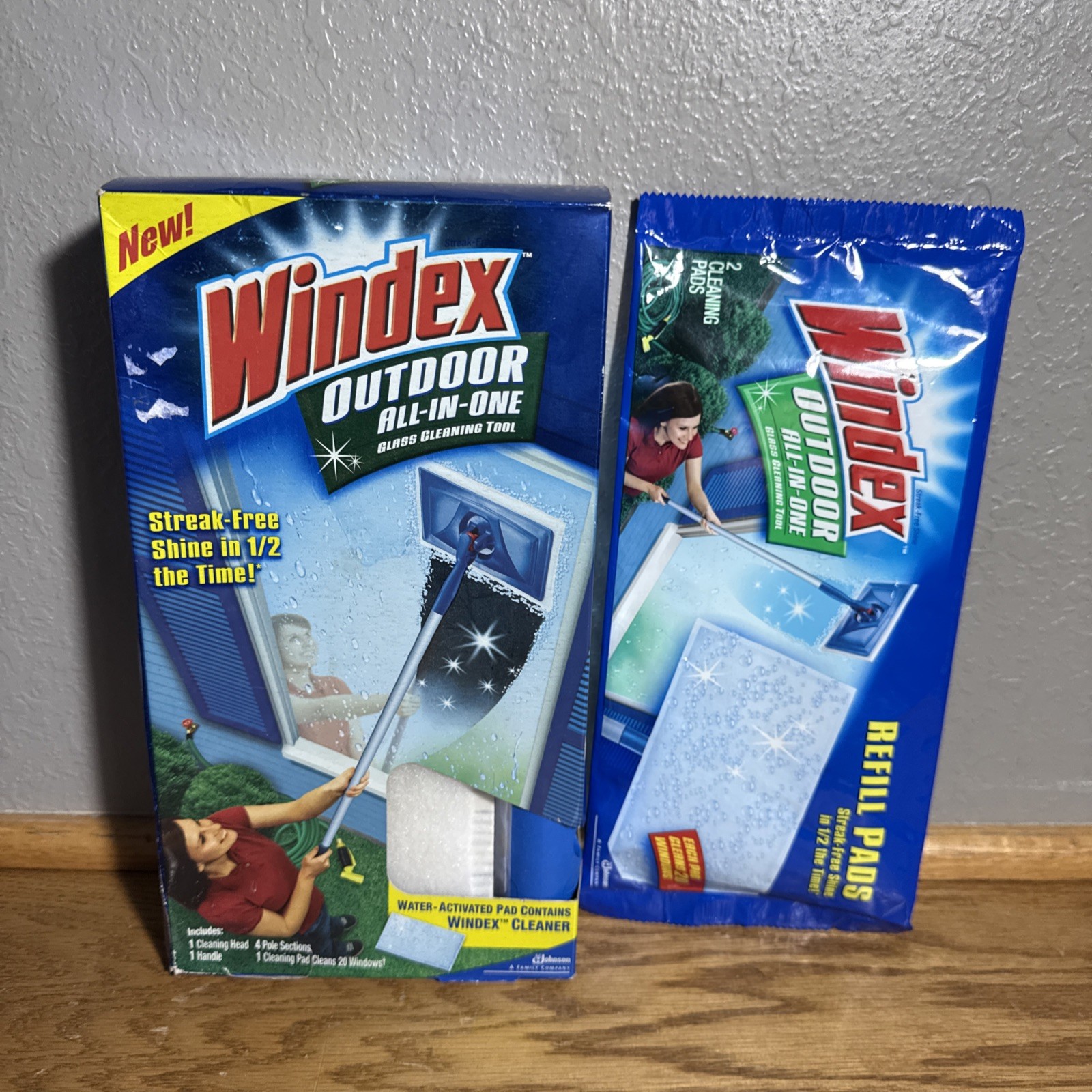 Windex Outdoor All-in-One Window Glass Cleaning Starter Tool Kit & Refill Pads