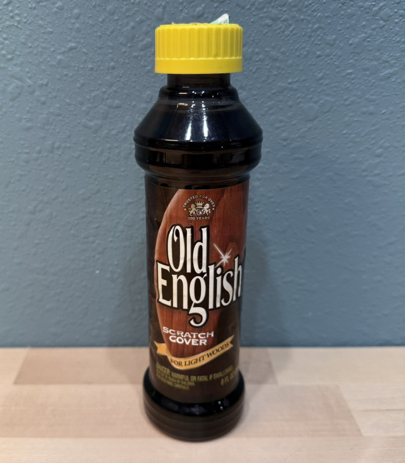 2001 Vintage Old English Furniture Scratch Cover For Light Wood 8 Oz Bottle NOS