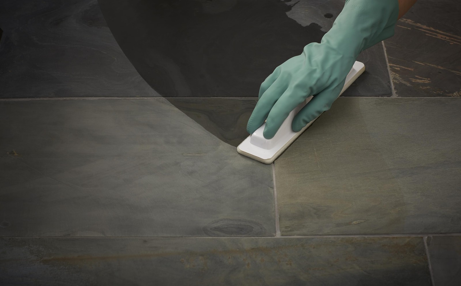 511 Seal & Enhance Premium Enhancing Sealer for Stone & Tile, Quart