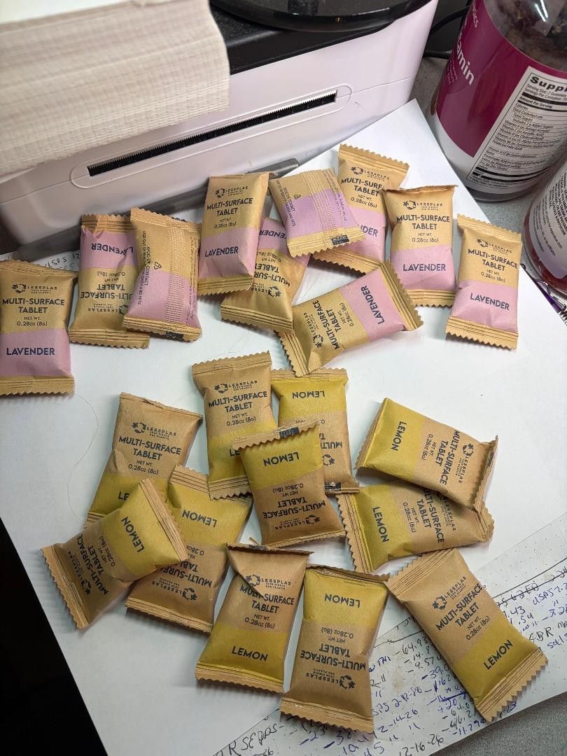 Lot of 21 lessplas multi-surface tablet cleaner LEMON & LAVENDER ALL NATURAL