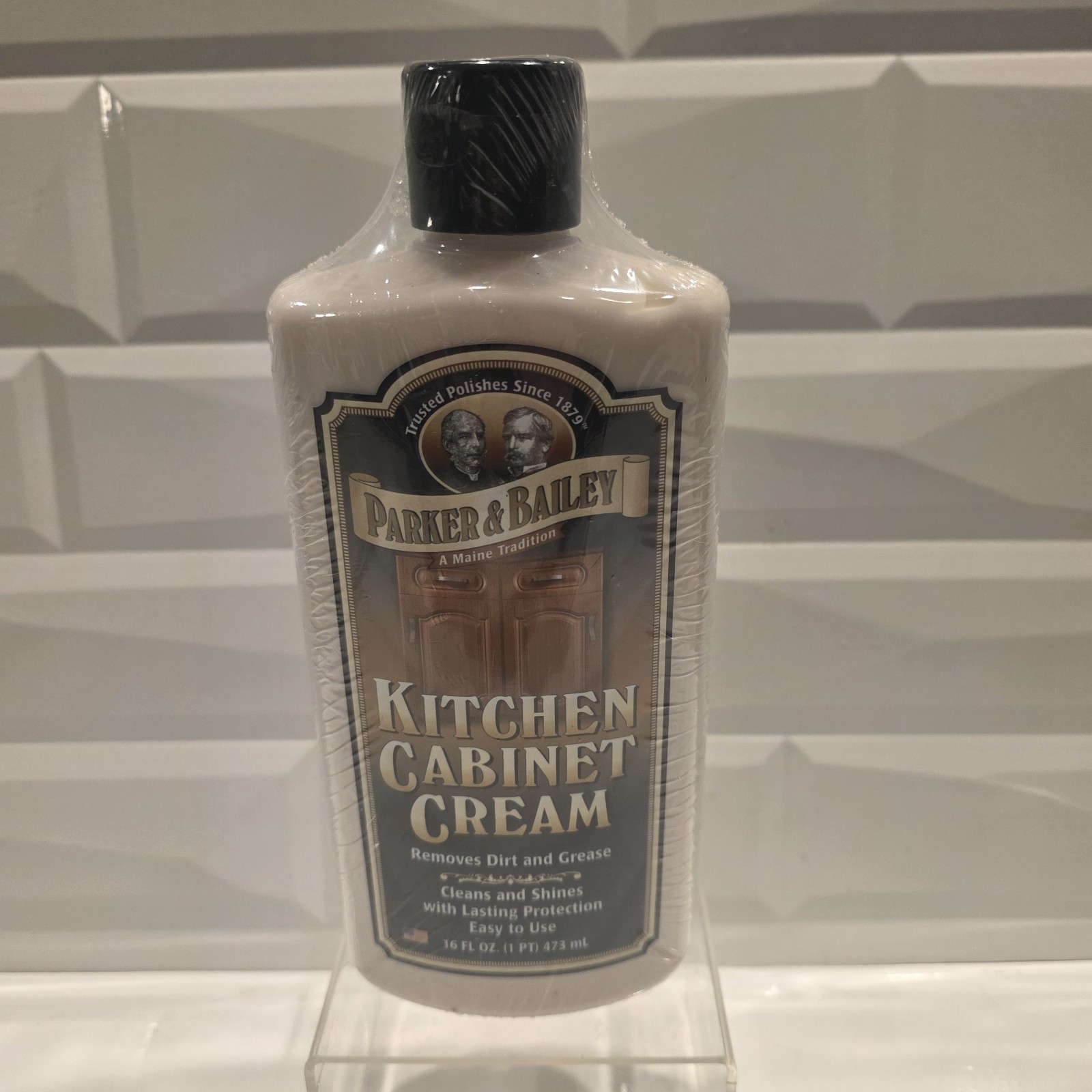 PARKER & BAILEY Kitchen Cabinet Cream Removes Dirt & Grease 16 fl. oz