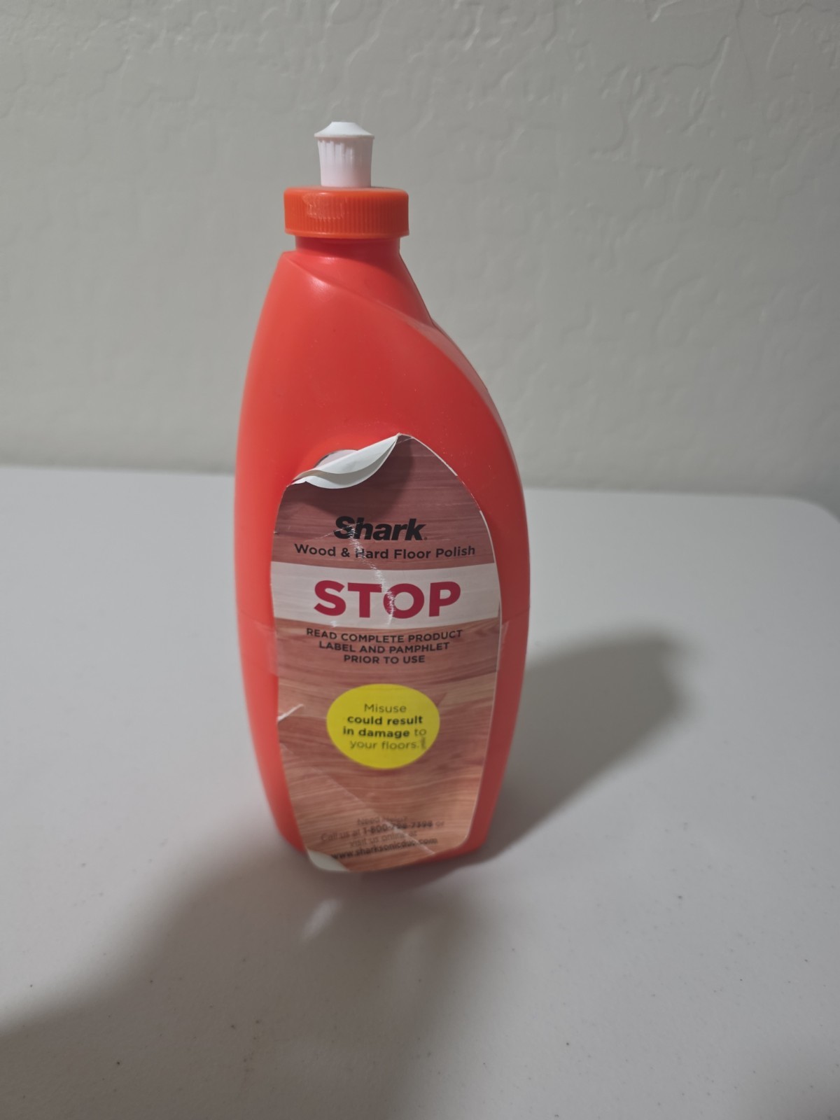 SHARK Wood & Hard Floor Cleaner Wood Floor Polish 28 oz. Discontinued NEW Orange