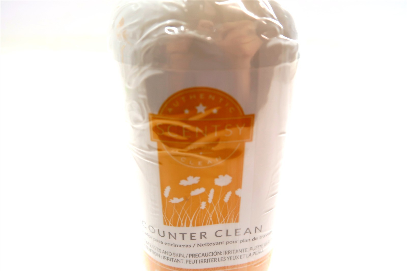 New SCENTSY COUNTER CLEAN in Sunkissed Citrus Scent Spray Bottle 16 Fl Oz 33017