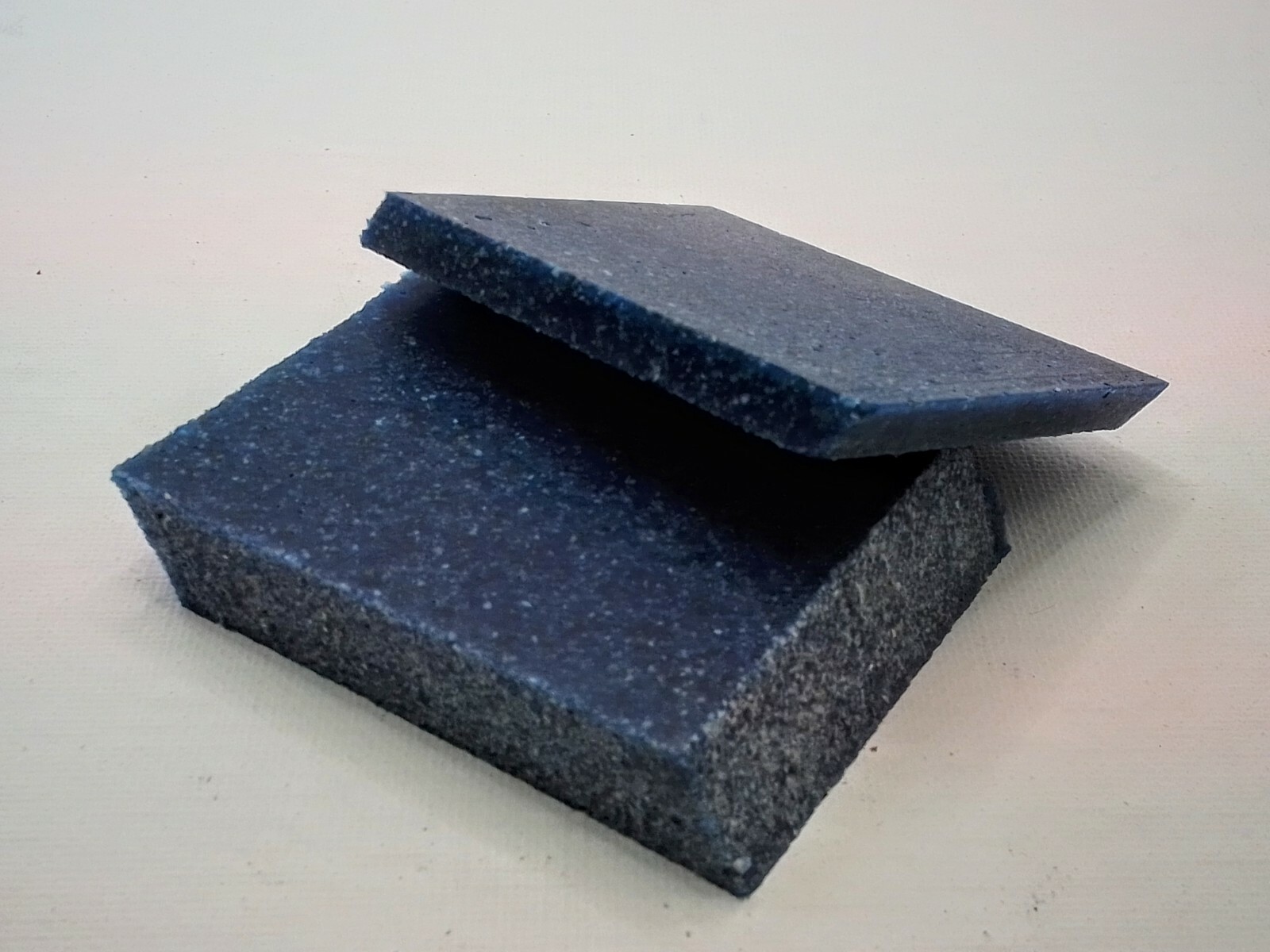 ERASE IT – TILE GROUT – INSTANTLY RESTORES GROUT TO ORIGINAL COLOR