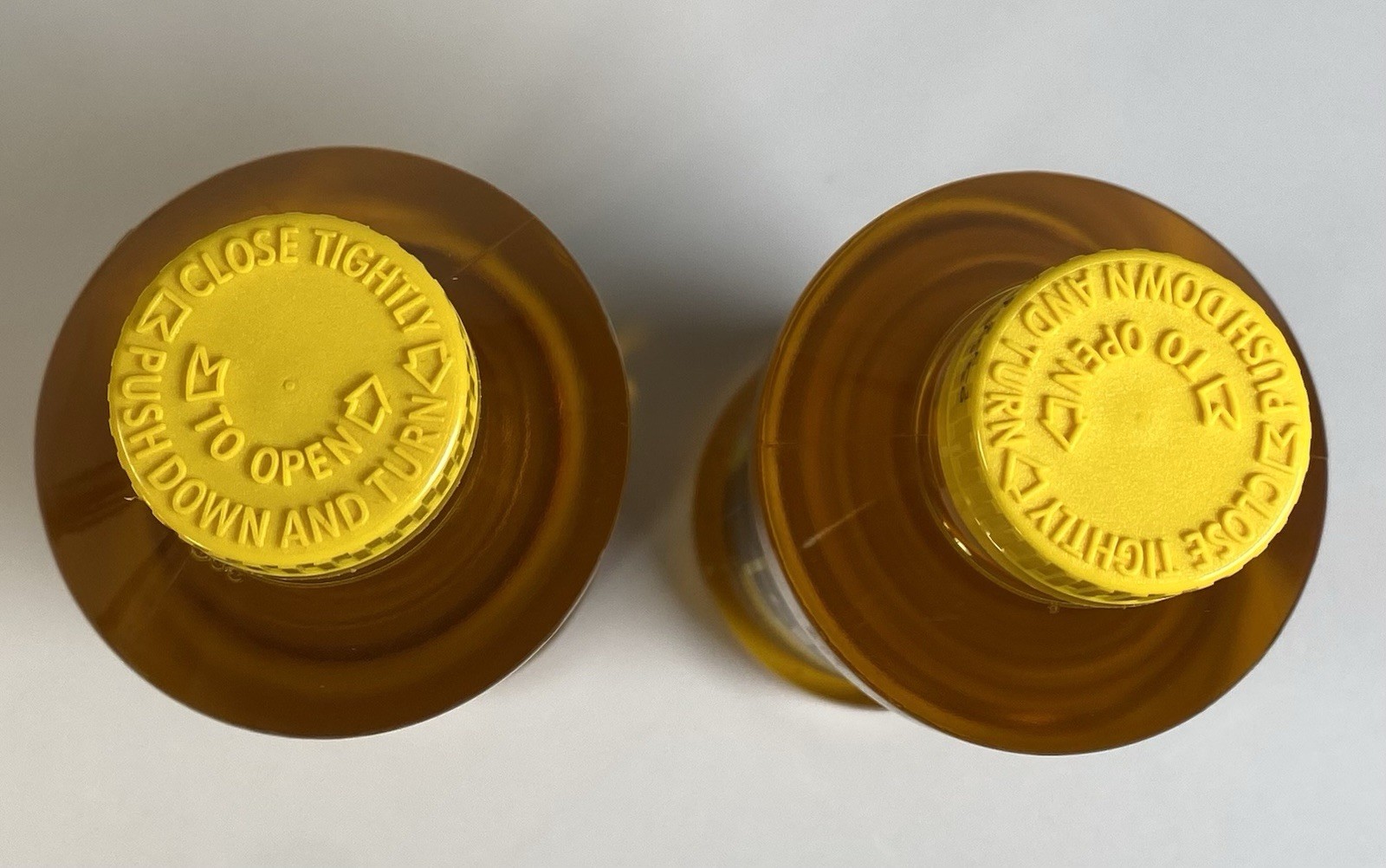Vintage Old English Lemon Oil Wood Furniture Polish 16 oz NOS (LOT OF 2) 1989