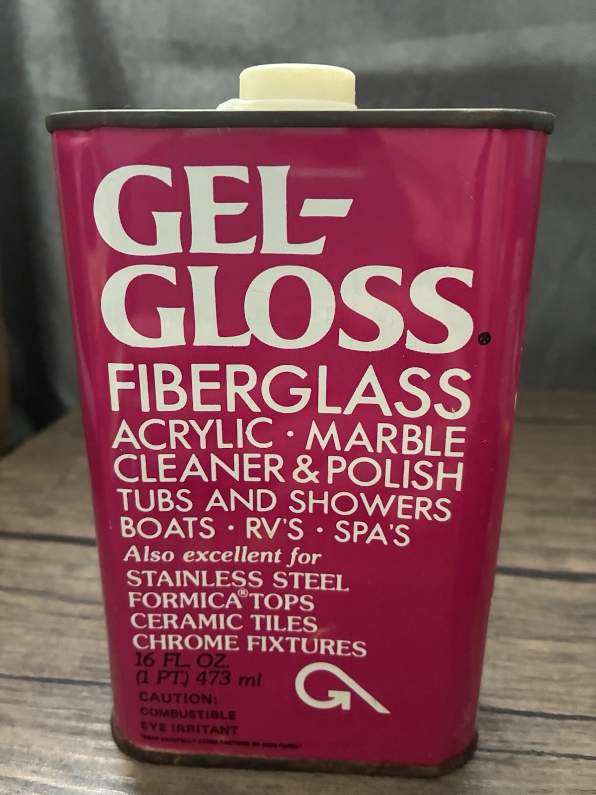 Gel-Gloss One Step Cleaner & Polish 16oz Can For Fiberglass and Marble – Full