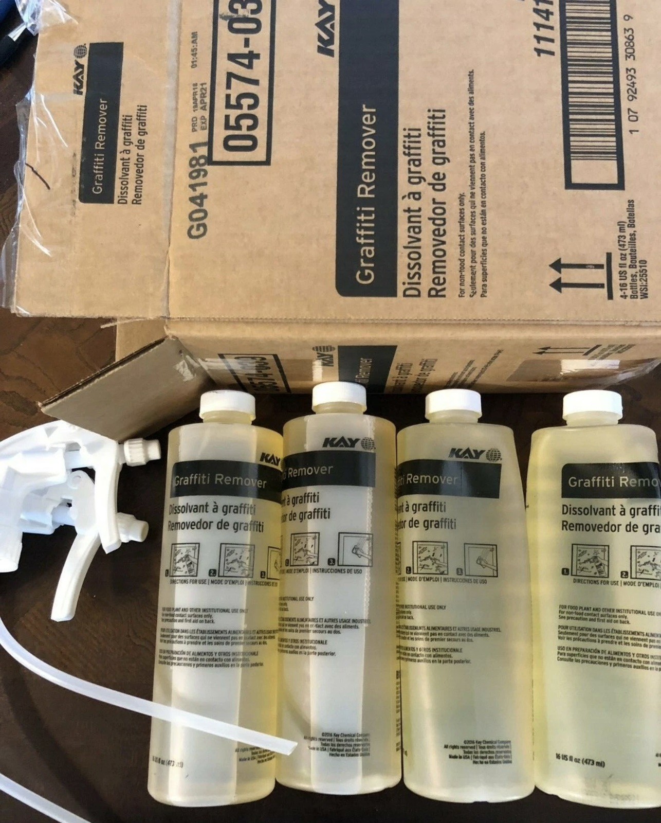 1 CASE Kay Ecolab Graffiti Remover 05574-039 (4-16 fl oz bottles & 2 sprayers)