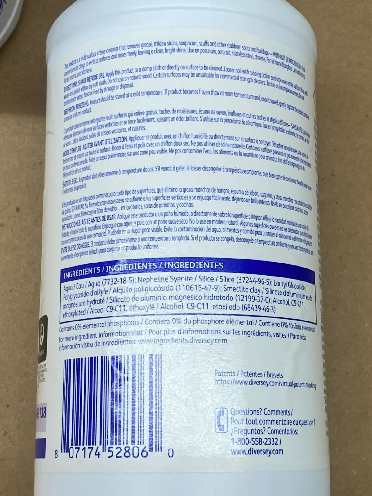 2 Diversey 94496138 Emerel Multi-surface Creme Cleanser – 32oz – 64oz total