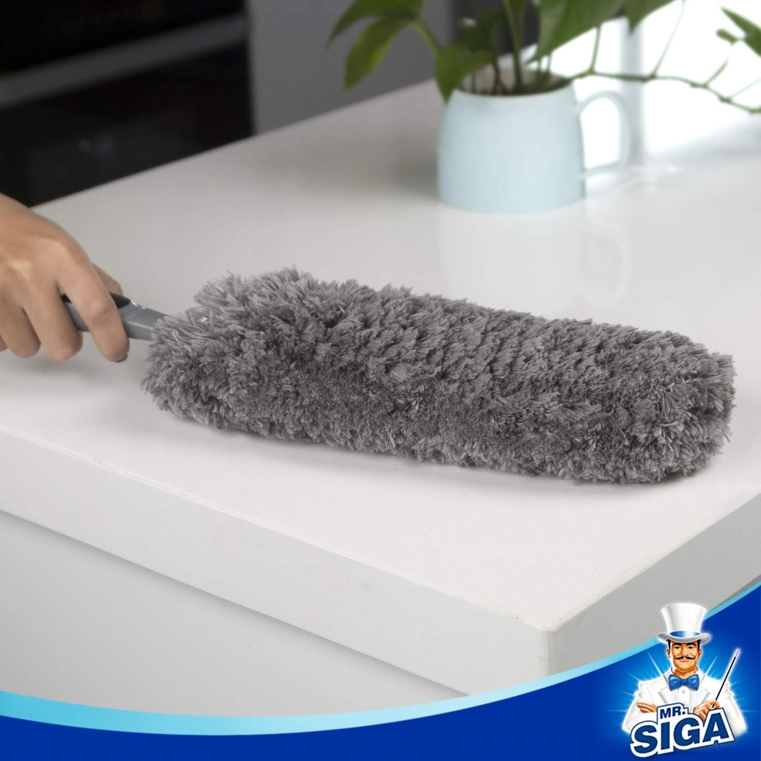 High-Performance Gray Microfiber Duster, Washable, Ideal for Modern Homes