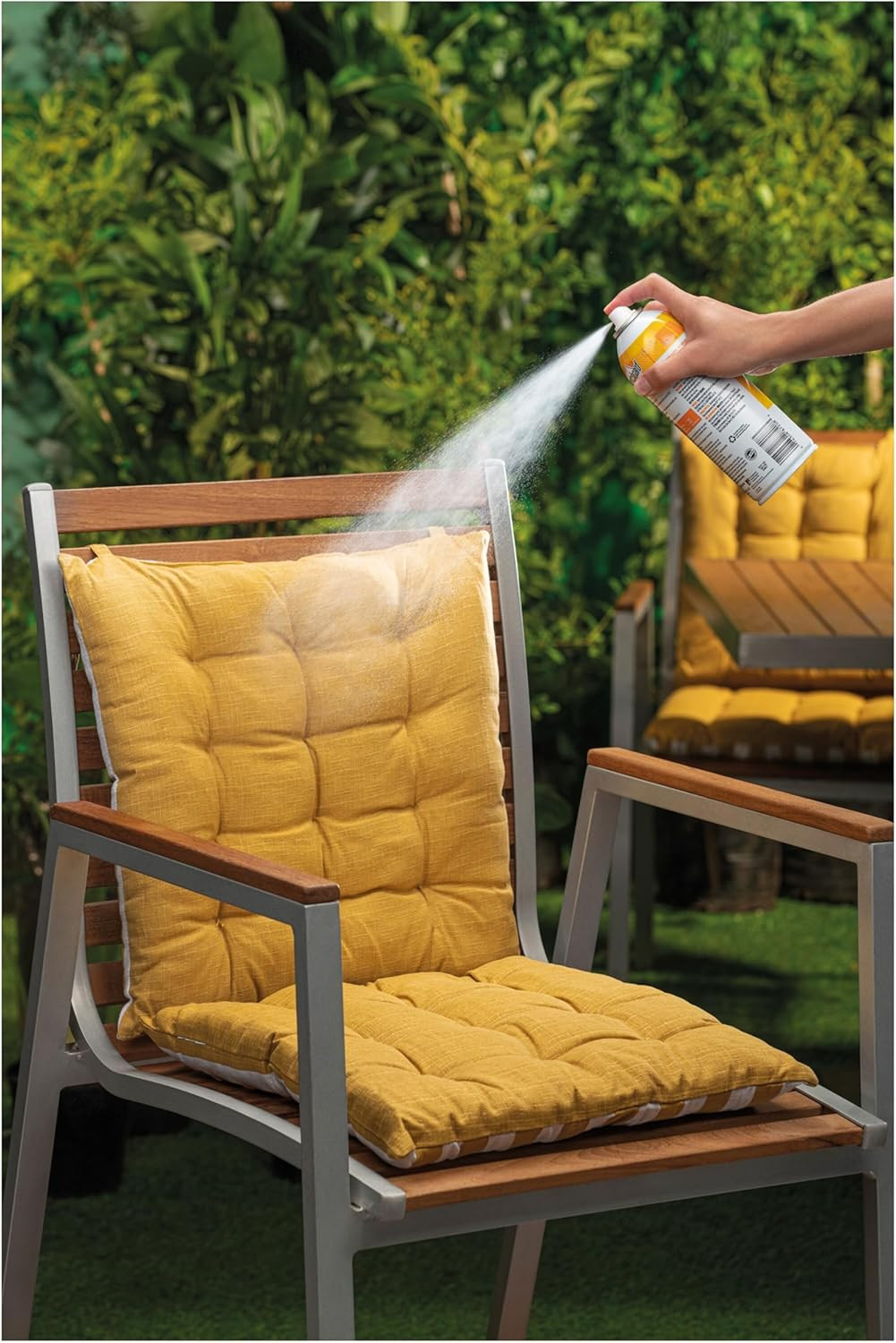 Scotchgard Outdoor Water and Sun Shield Fabric Spray Water Repellent UV 10.5 oz