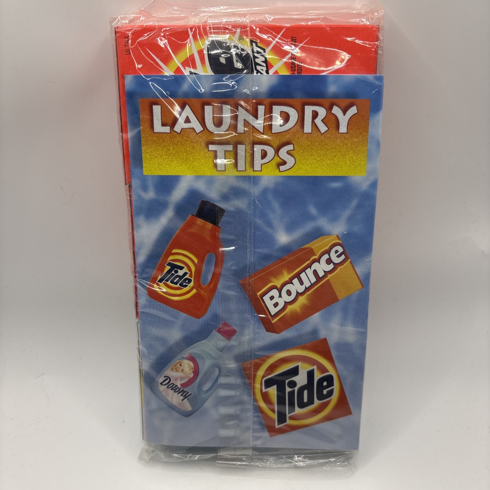 1995 TIDE w/ Bleach Laundry Detergent + DOWNY ULTRA Fabric Softener Sample Pack