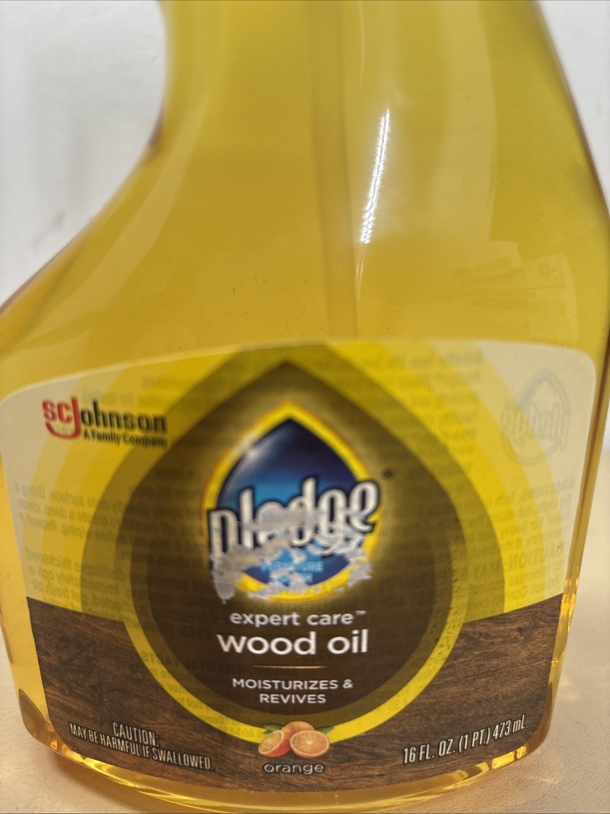 Pledge Expert Care Wood Oil, Moisturizes & Revives, Orange Scent, 16 Fl. Oz.