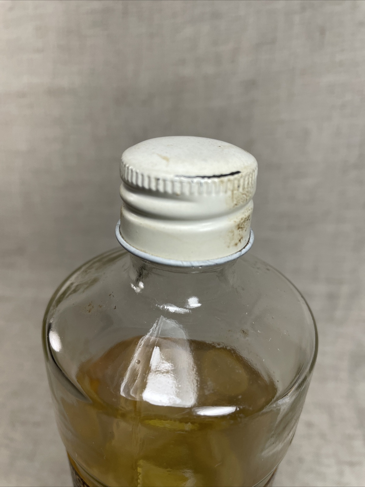 VTG Old English Furniture Polish Lemon Oil 30% Remaining 16 Ounce Bottle