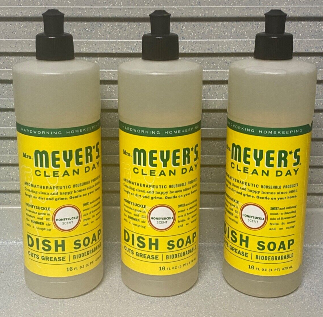 Mrs. Meyer’s Clean Day Liquid Dish Soap, Honeysuckle Scent, 16 fl oz (3 Pack)