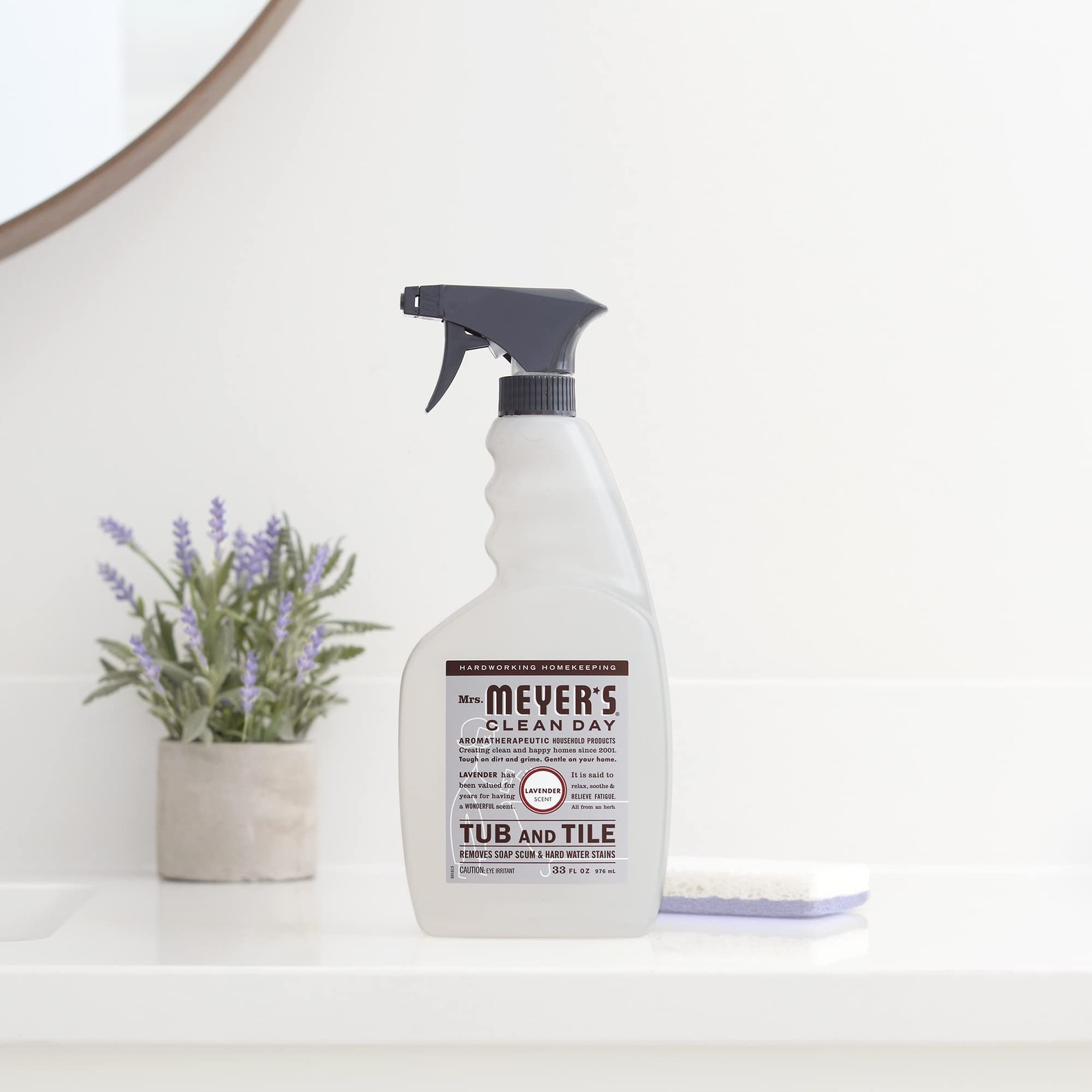 MRS. MEYER’S Clean Day Tub and Tile Cleaner, Lavender, 33 Fluid Ounce