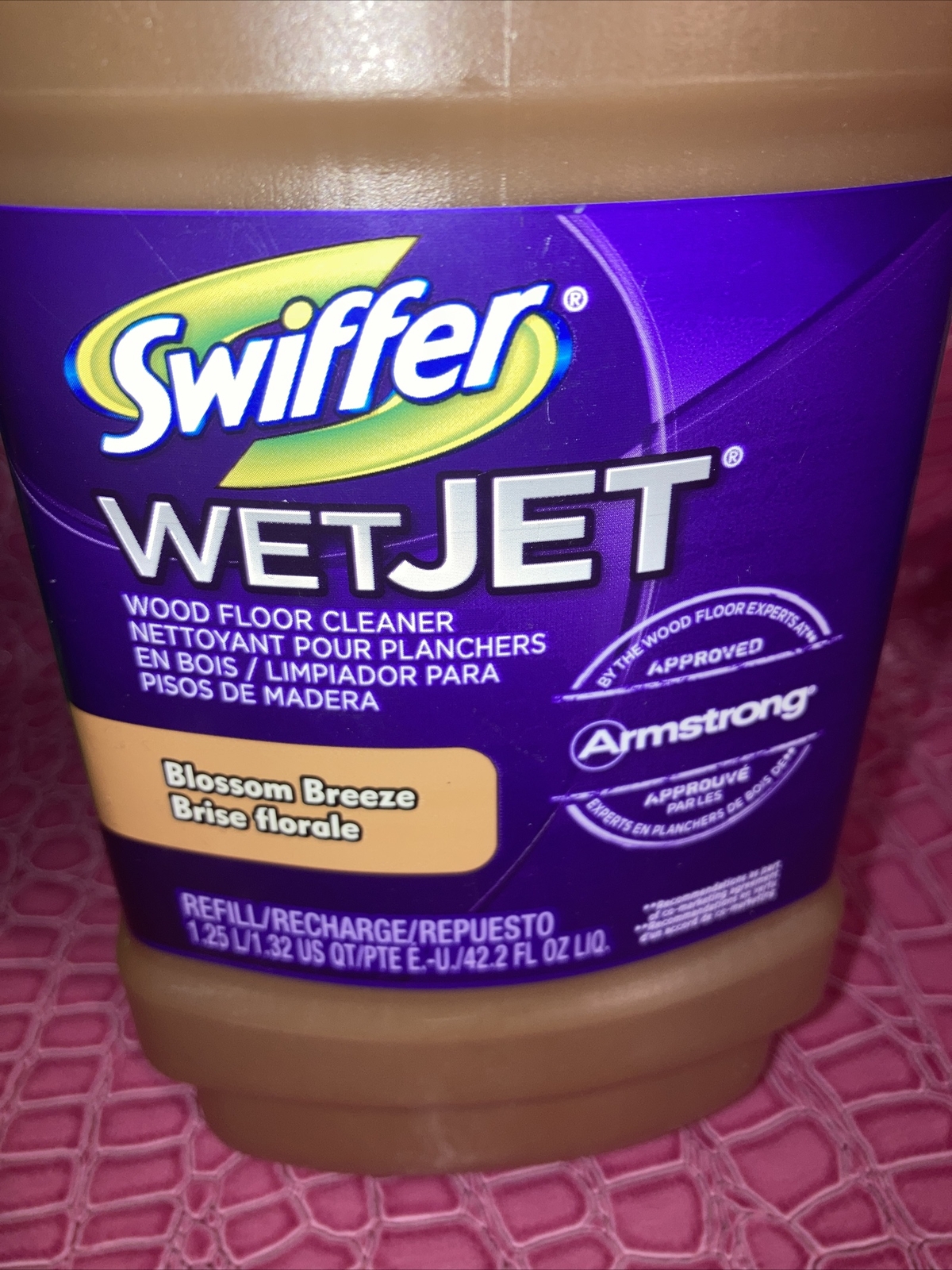 Swiffer Wet Jet 1-Hardwood Blossom Breeze & 1- Multi-Purpose Cleaner 1.25L Each