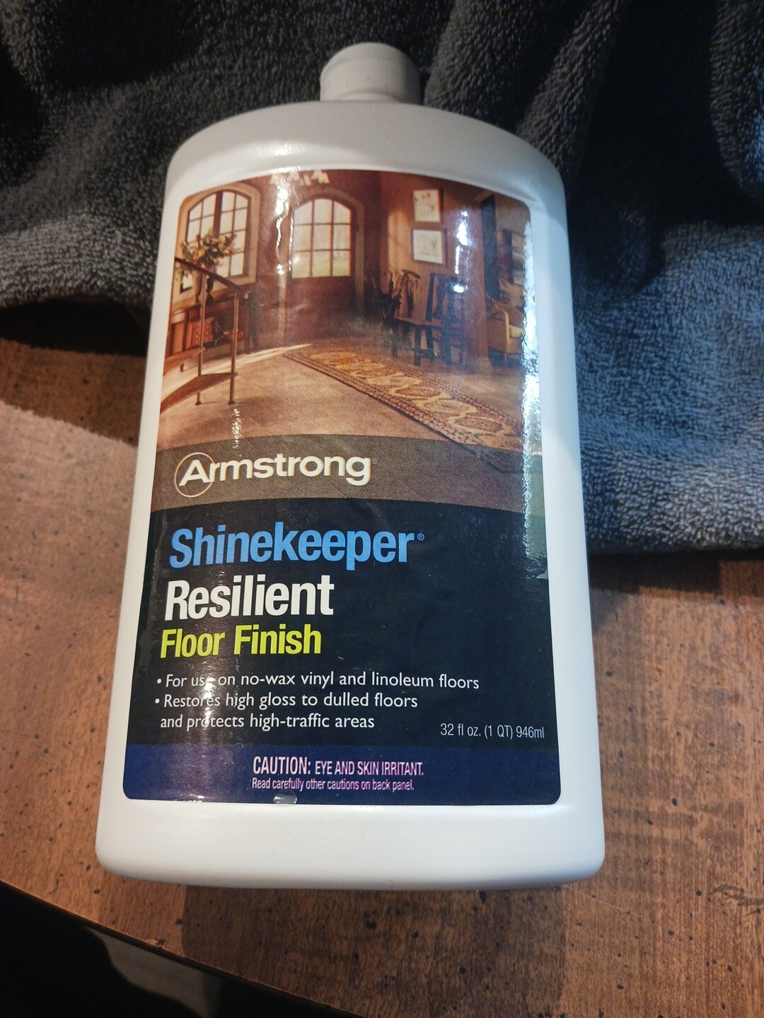Armstrong 32 Oz Shinekeeper Finish Resilient Floor Finish Cleaning Produc