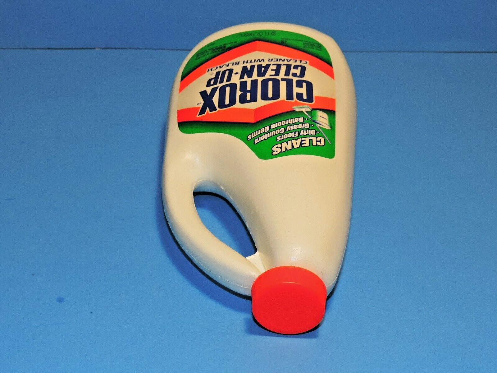VTG. CLOROX CLEAN UP WITH BLEACH MULTI-SURFACE CLEANER 32 oz. 1991 RETRO PROP