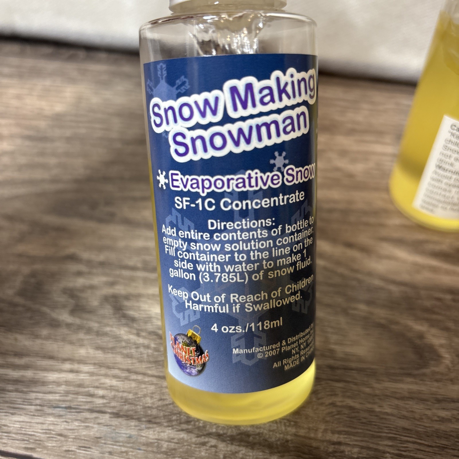 Snowman Snow Fluid SF-1C 4oz Lot Of 2 Thickened As-is Untested