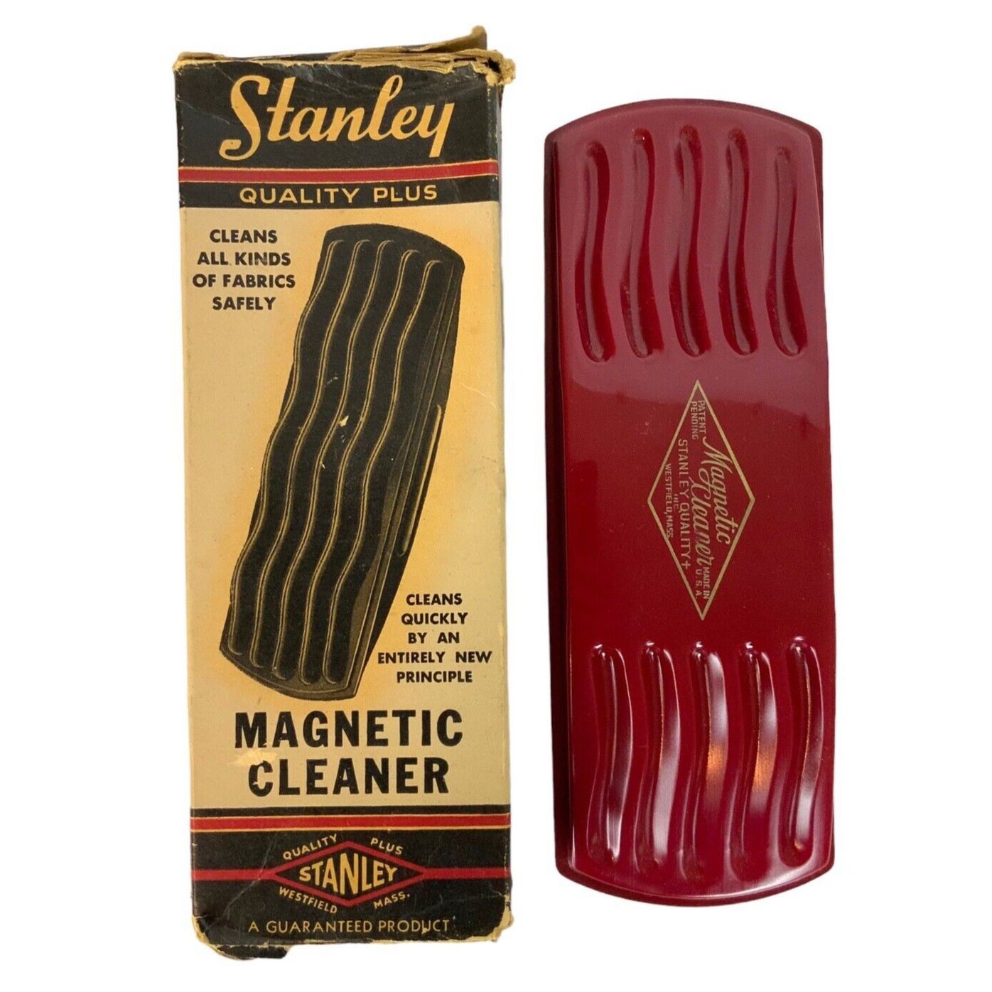 Stanley Magnetic Cleaner Red Black Bakelite Brush Original Box 1950s Upholstery