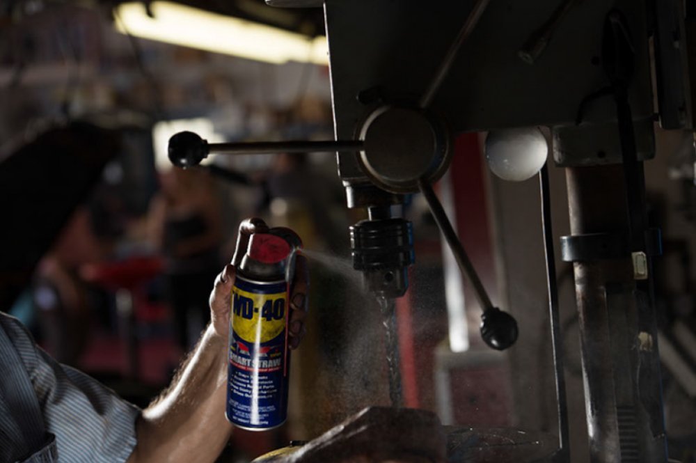 WD-40 11 oz. wd 40 SPRAYS 2 WAYS Lubricant Aerosol can 1,2,3,4