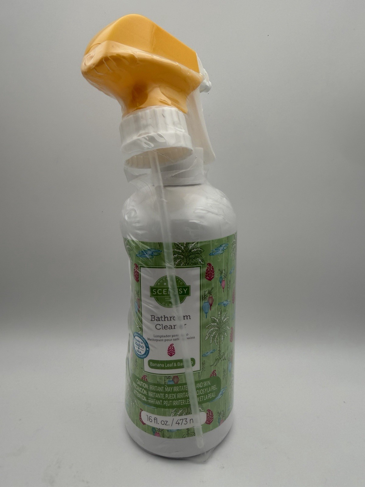 Scentsy Bathroom Spray Cleaner Banana Leaf & Bamboo 16 oz NEW