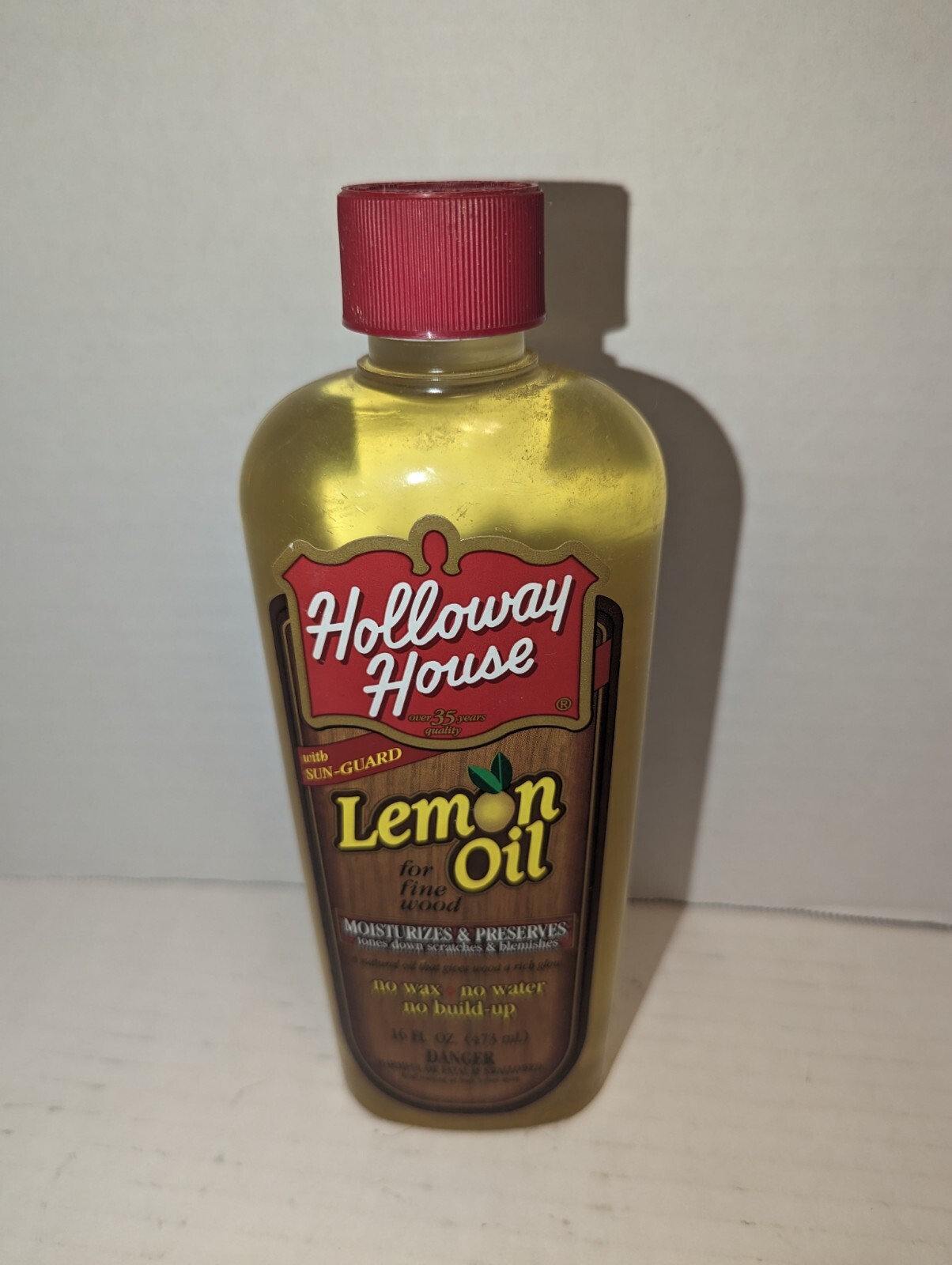 Holloway House Lemon Oil with Sun Guard for Fine Wood 16 Oz.