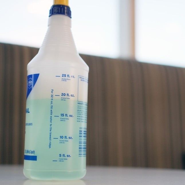 Zep Professional Cleaning Spray Bottle 32 oz Heavy Duty Adjustable Nozzle