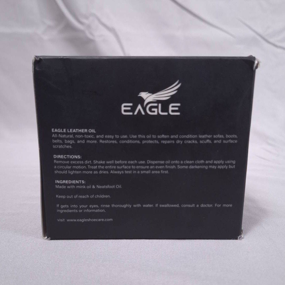 Eagle Leather Boot Oil 8.45oz w/ Applicator & Towel for Boots Bags Jackets