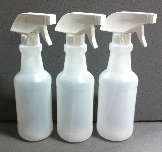 Plastic Spray Bottles with Triggers 16 oz Empty (3 Pack)