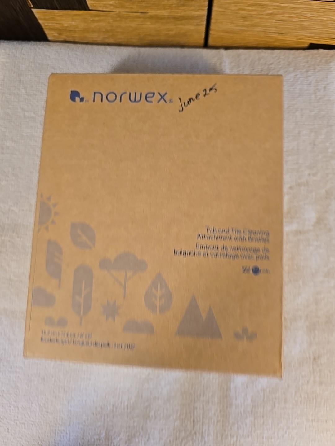 Norwex Tub and Tile Cleaning Attachment with Bristles New in Box