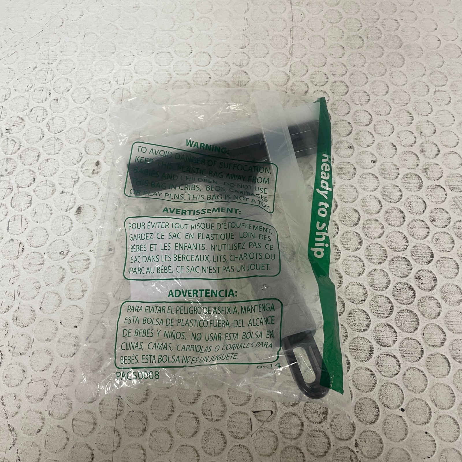 AMAZON BASICS Window Squeegee Microfiber Scrubber Car Home Handle Window Cleaner