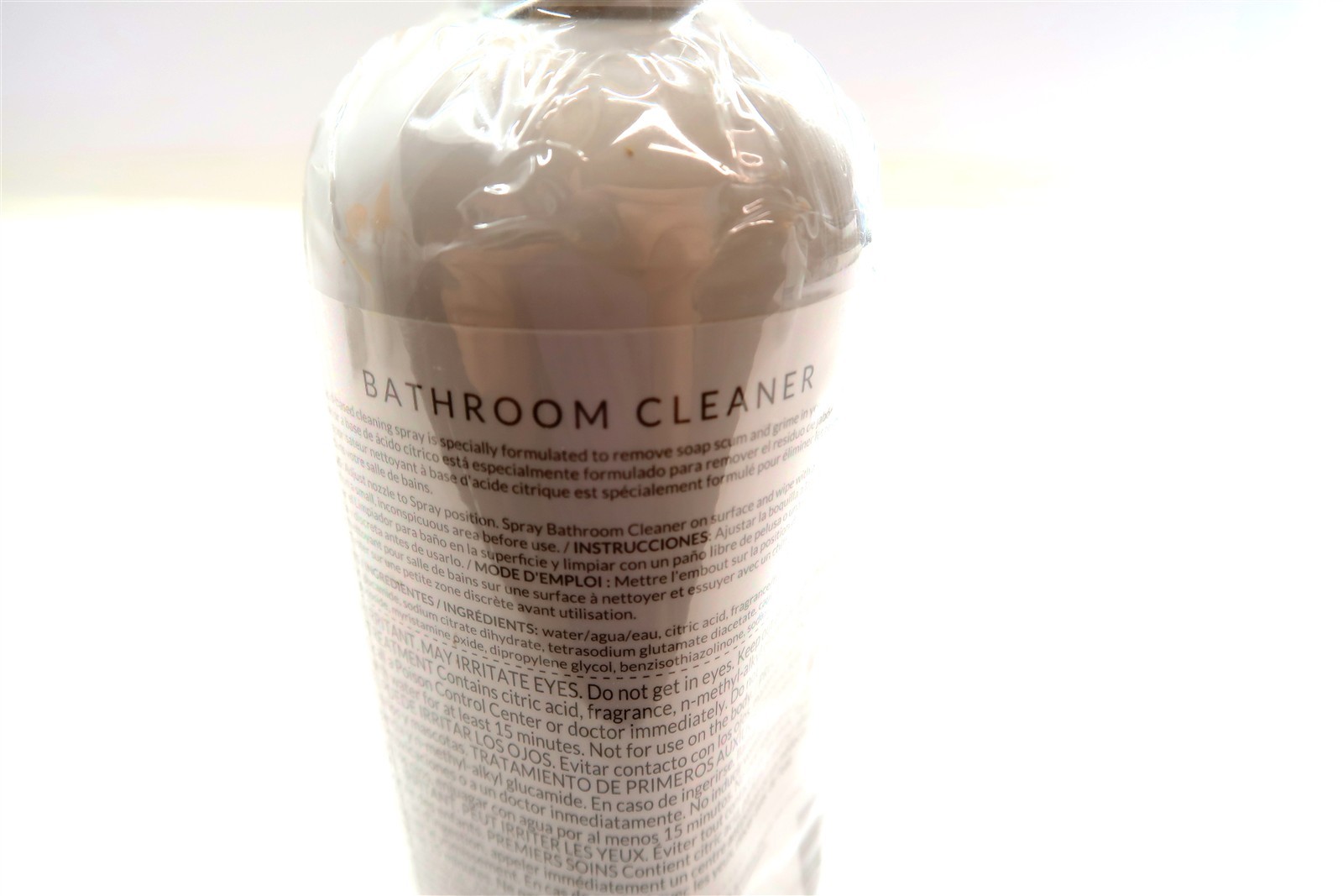 New SCENTSY BATHROOM CLEANER in LUNA Scent Spray Bottle 16 Fl Oz 48851